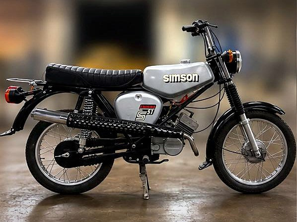 Simson S51 in Silber, Komplettaufbau von PE Performance