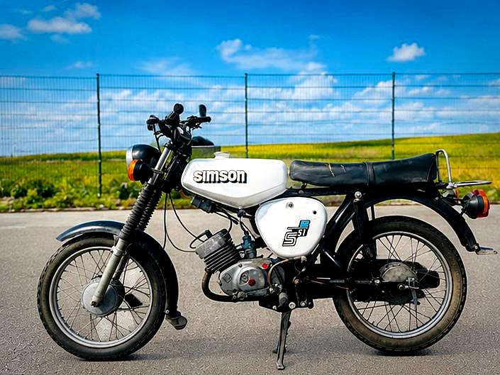 Simson S51 in Weiß, Komplettaufbau von PE Performance
